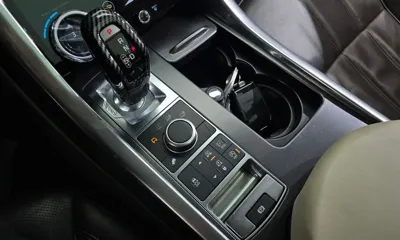 Land Rover Range Rover Sport 2016, 104047 км, за 18905.08 USD - фото 9