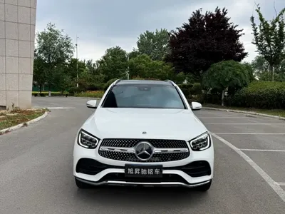 Mercedes-Benz GLC 2019, 100000 км, за 21873.44 USD