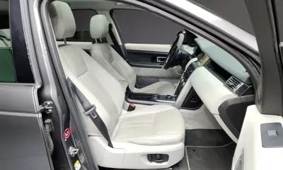 Land Rover Discovery Sport 2019, 166282 км, за 5616.12 USD - фото 11