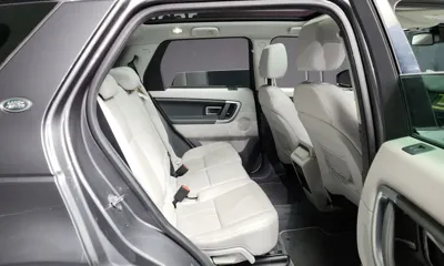 Land Rover Discovery Sport 2019, 166282 км, за 5616.12 USD - фото 12