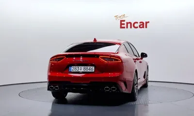 Kia Stinger 2018, 70384 км, за 11204.4 USD