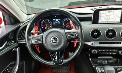 Kia Stinger 2018, 70384 км, за 11204.4 USD - фото 13