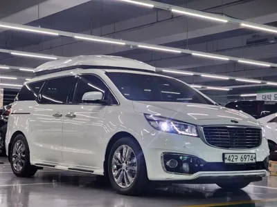 Kia Canival 2016, 126421 км, за 9641.7 USD