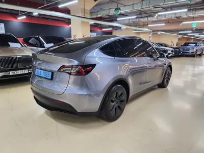 Tesla Model Y 2024, 47243 км, за 31663.16 USD