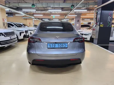 Tesla Model Y 2024, 47243 км, за 31663.16 USD