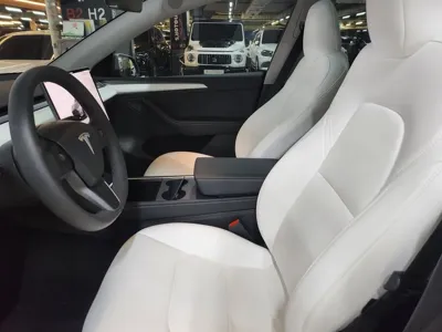 Tesla Model Y 2024, 47243 км, за 31663.16 USD - фото 7