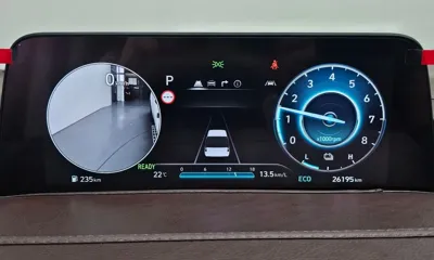 Hyundai Staria 2025, 26195 км, за 29210.98 USD - фото 8