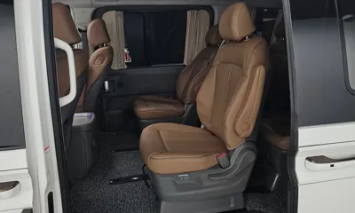 Hyundai Staria 2025, 26195 км, за 29210.98 USD - фото 12
