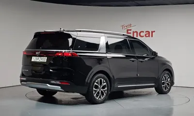 Kia Canival 2021, 80738 км, за 15137.5 USD