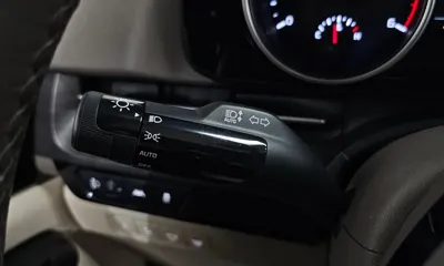 Kia Canival 2021, 80738 км, за 15137.5 USD - фото 32