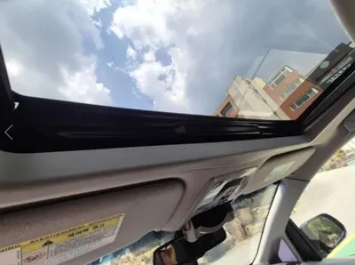 Toyota Sienna 2014, 117276 км, за 7156.34 USD