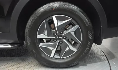 Kia Sorento 2023, 29789 км, за 21142.36 USD - фото 21