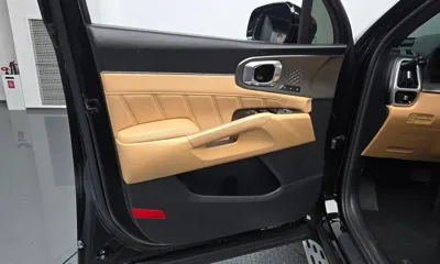 Kia Sorento 2023, 29789 км, за 21142.36 USD - фото 24