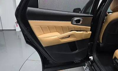 Kia Sorento 2023, 29789 км, за 21142.36 USD - фото 25