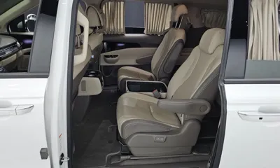Kia Canival 2023, 39996 км, за 24446.64 USD - фото 12