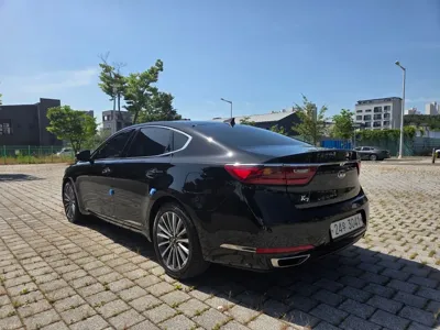 Kia K7 2016, 70305 км, за 8861.76 USD