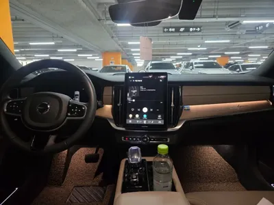Volvo S90 2026, 2326 км, за 39000.56 USD - фото 6