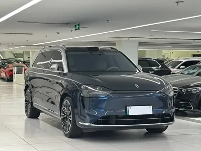 AITO 问界 AITO M9 2024, 20000 км, за 50960.15 USD