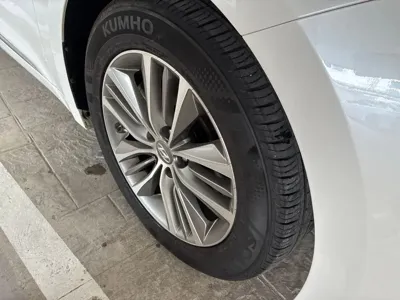 Hyundai Grandeur 2016, 16700 км, за 8469.06 USD - фото 6