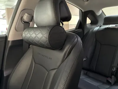 Hyundai Grandeur 2016, 16700 км, за 8469.06 USD - фото 10