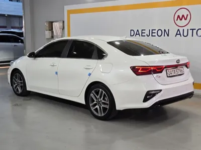 Kia K3 2020, 33350 км, за 9912.04 USD