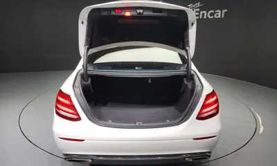 Mercedes-Benz E-Class 2019, 37796 км, за 19755.53 USD - фото 20