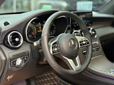 Mercedes-Benz GLC Coupe 2021, 80000 км, за 28398.51 USD - фото 9