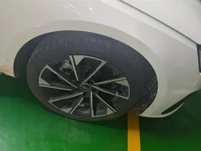 Audi A4L 2024, 49100 км, за 22396.07 USD - фото 6