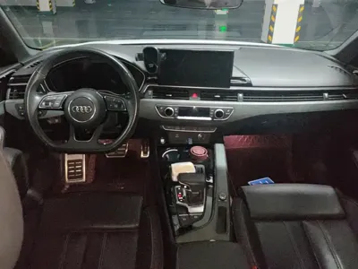 Audi A4L 2024, 49100 км, за 22396.07 USD - фото 12