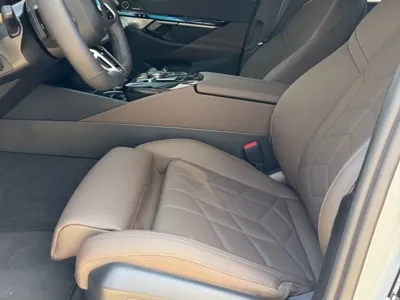 BMW 5-Series 2026, 12900 км, за 46187.91 USD - фото 7