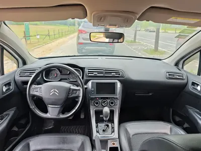 Citroen C4 2016, 93600 км, за 2913.42 USD