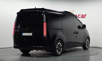 Hyundai Staria 2023, 26225 км, за 28493.39 USD