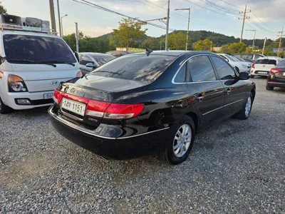 Hyundai Grandeur 2010, 116999 км, за 1969.28 USD