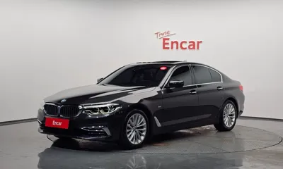 BMW 5-Series · 2018 год