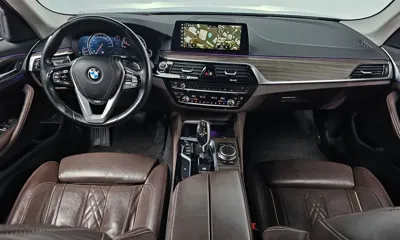 BMW 5-Series 2018, 122256 км, за 13214.4 USD - фото 7