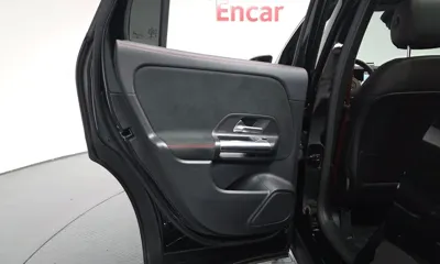 Mercedes-Benz GLA-Class 2021, 49073 км, за 24052.52 USD - фото 26