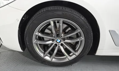 BMW 5-Series 2018, 107660 км, за 16181.04 USD