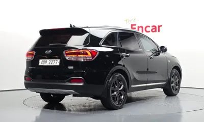 Kia Sorento 2015, 109243 км, за 8775.92 USD