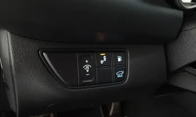 Genesis G70 2019, 92331 км, за 12676.33 USD - фото 30
