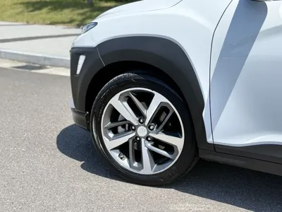 Hyundai Kona 2019, 62220 км, за 11171.35 USD