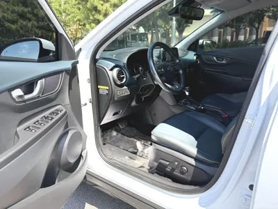 Hyundai Kona 2019, 62220 км, за 11171.35 USD - фото 10