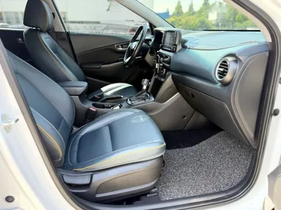 Hyundai Kona 2019, 62220 км, за 11171.35 USD - фото 14
