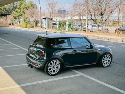 MINI Cooper 2008, 160000 км, за 8467.9 USD