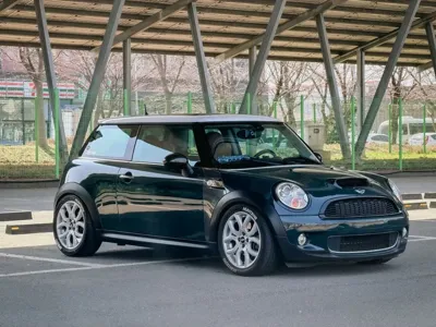 MINI Cooper 2008, 160000 км, за 8467.9 USD