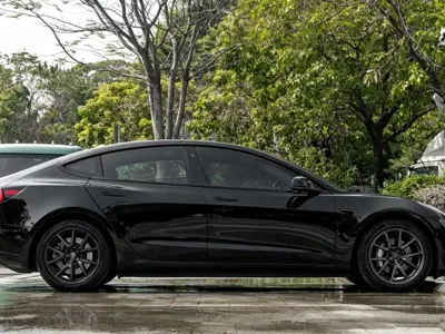 Tesla Model 3 2022, 30000 км, за 21747.67 USD - фото 7