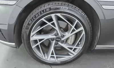 Genesis G90 2022, 89586 км, за 455.05 USD