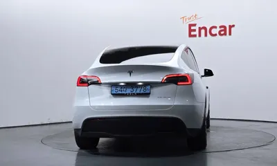 Tesla Model Y 2021, 44824 км, за 25287.65 USD