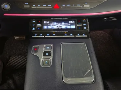 Hyundai Grandeur 2020, 150407 км, за 11068.41 USD - фото 13