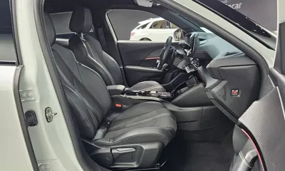 Peugeot 2008 2023, 48727 км, за 17657.87 USD - фото 12