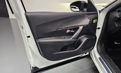Peugeot 2008 2023, 48727 км, за 17657.87 USD - фото 24